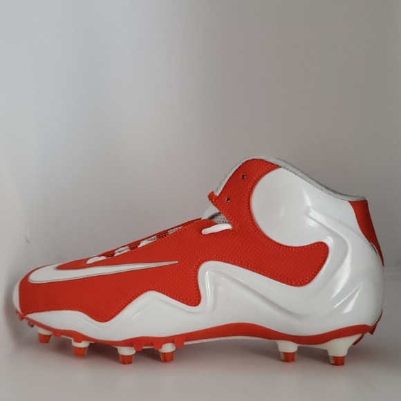 nike flyposite football cleats